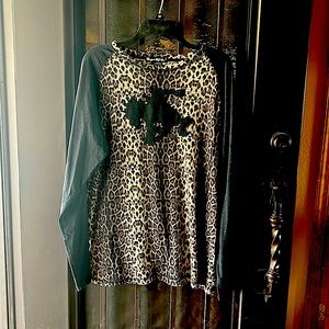 Cowgirl Tuff Co Cheetah Long Sleeve Shirt Size XL